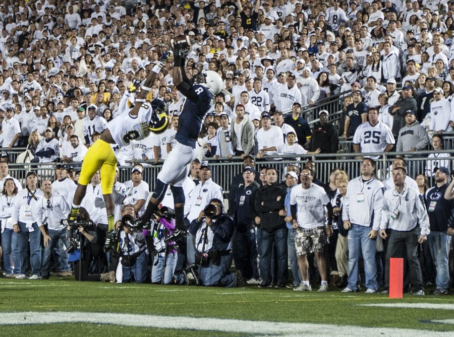 Allen Robinson, No. 8, making the Catch against Michigan